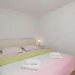 3 Bedroom Cozy In Krk Krk Town