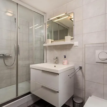 3 Bedroom Cozy In Krk Дом отдыха *