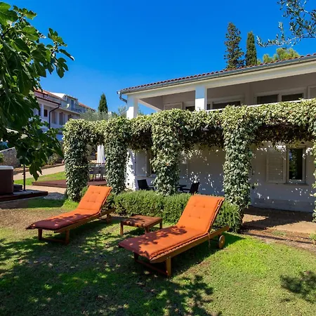 Stunning In Krk With House Sea View