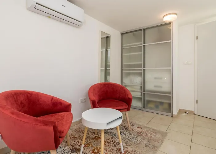 Dom wakacyjny 3 Bedroom Cozy In Krk