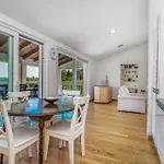 펜션 3 Bedroom Cozy In Krk *